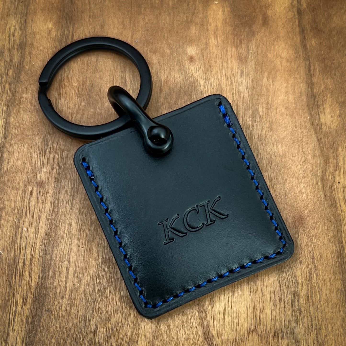 Customizable Airtag Holder in Horween leather | Handmade to Order