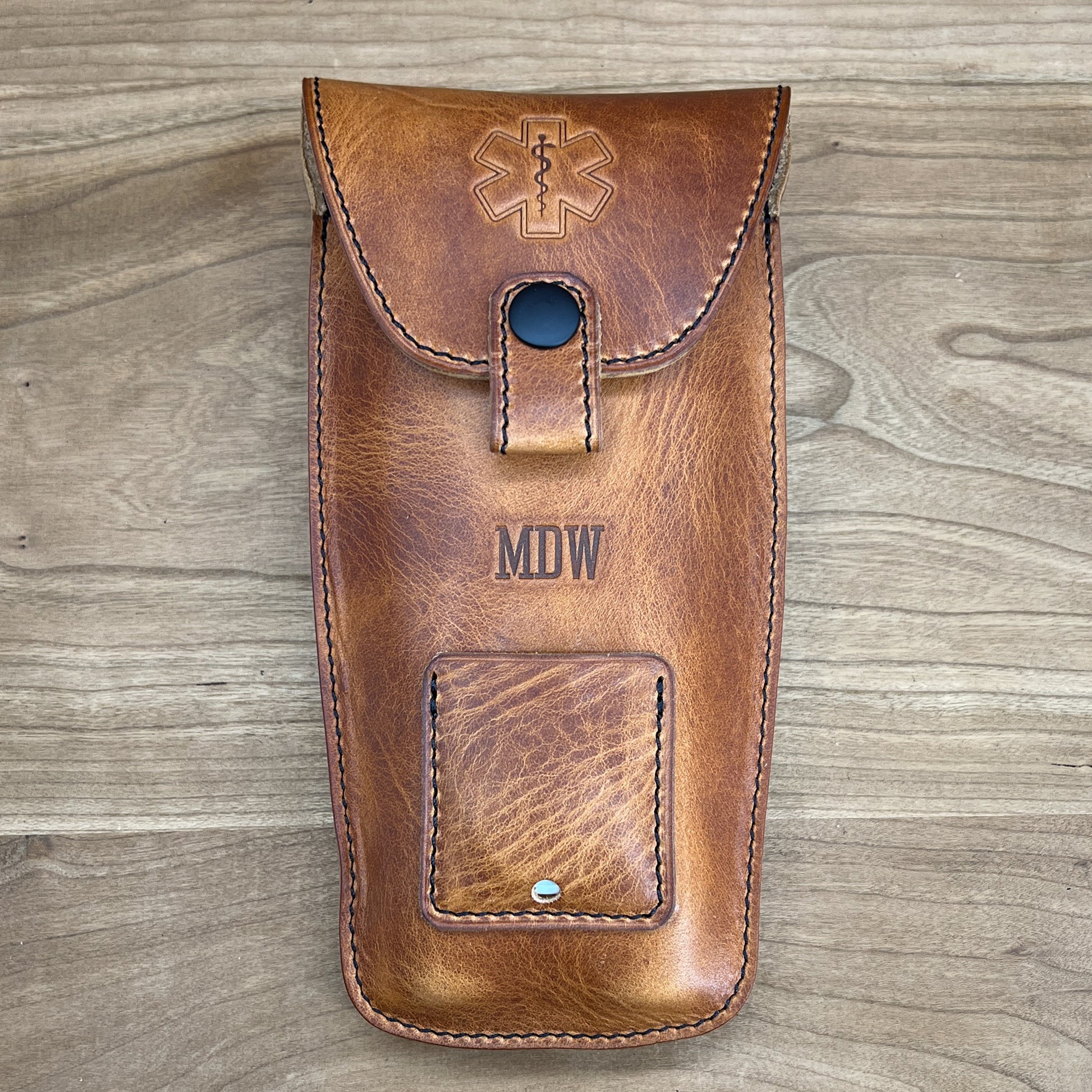 EpiPen Carrying Case in Horween Leather with swivel or belt clip. Handmade to Order EpiPen Carrying Case in Horween Leather with swivel or belt clip. Handmade to Order